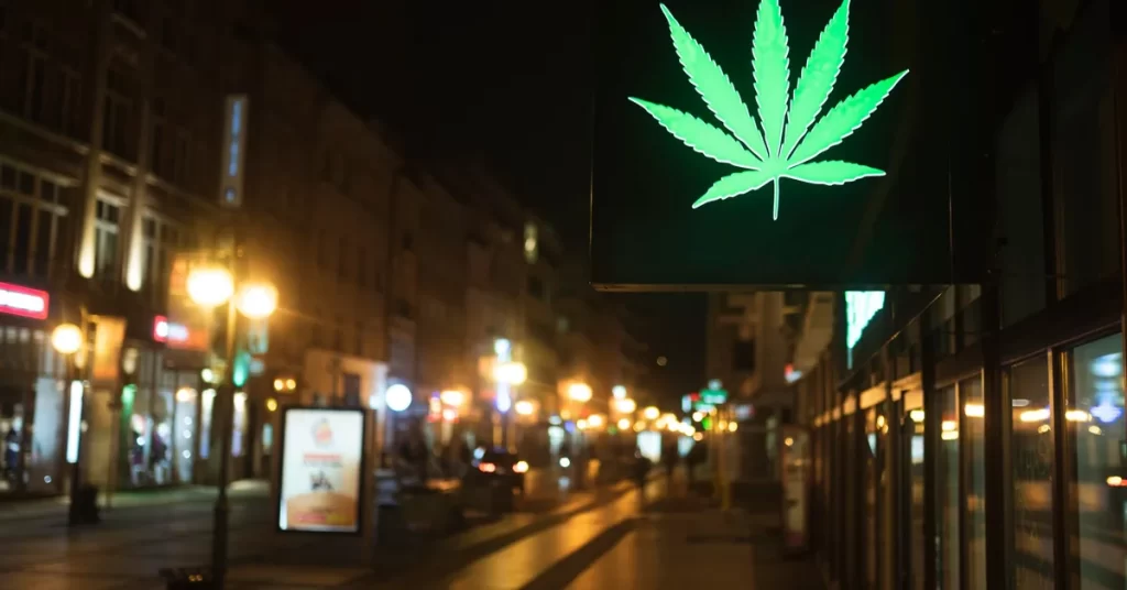 dispensary robbery prevention LA live video monitoring at night