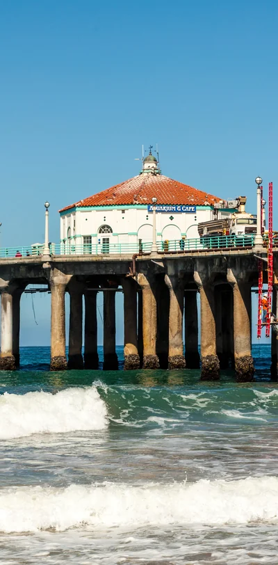 Manhattan Beach Pier and the Roundhouse in LA's South Bay